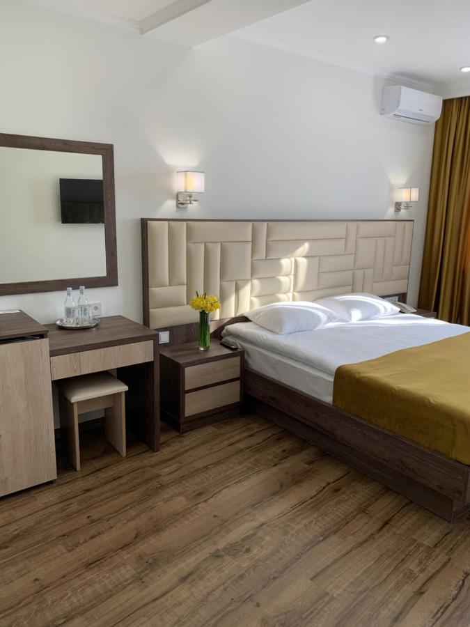 Vertoni Hotel Jerevan Eksteriør bilde