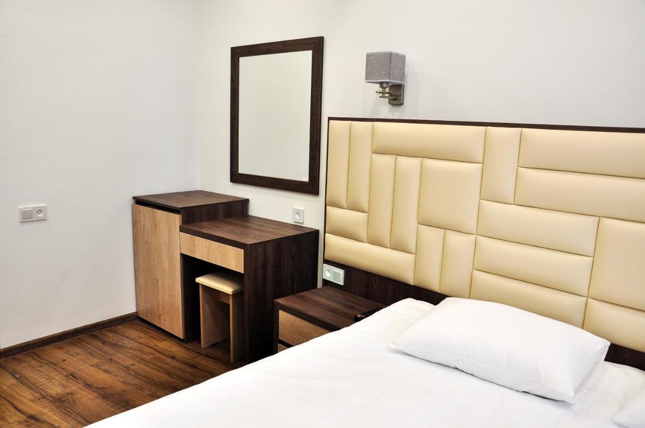 Vertoni Hotel Jerevan Eksteriør bilde